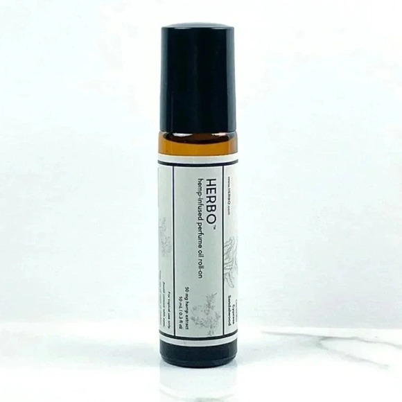 Herbo Hemp-Infused Perfume Oil Roll-On - Picture 1 of 1